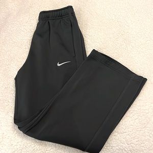 Nike boys sweatpants